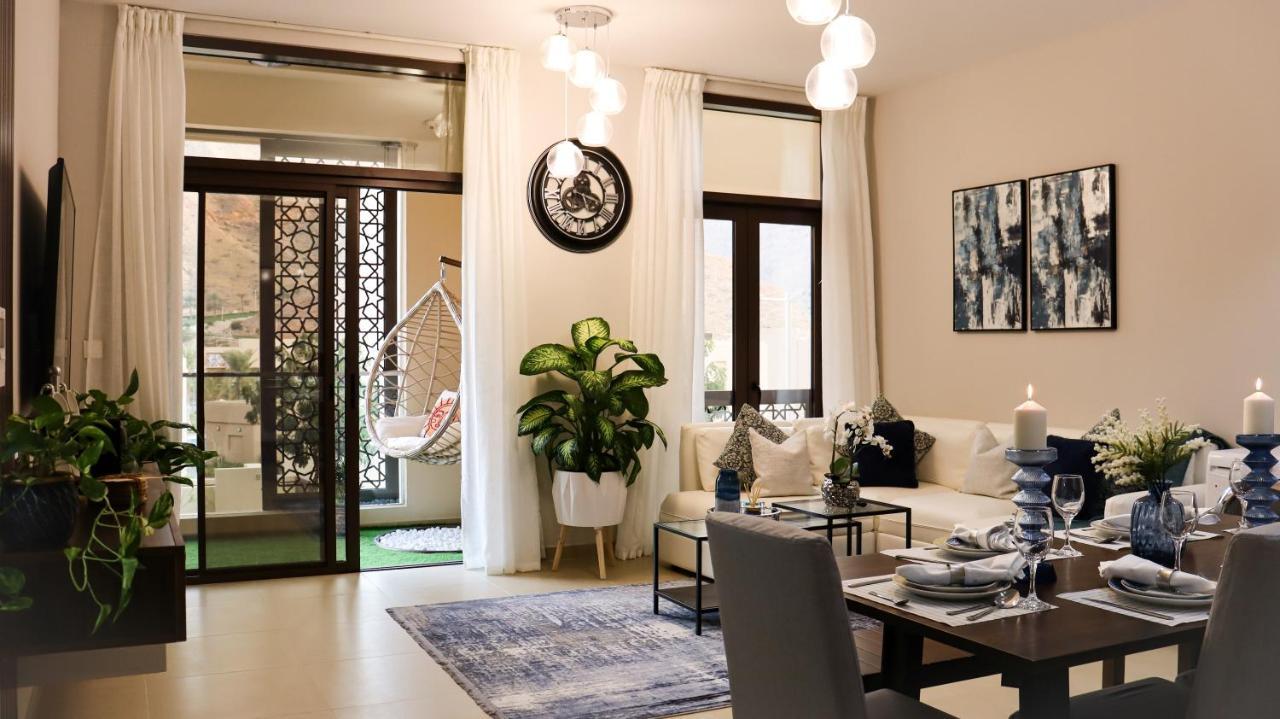 Stylish Apartment With A Jacuzzi Mascate Exterior foto